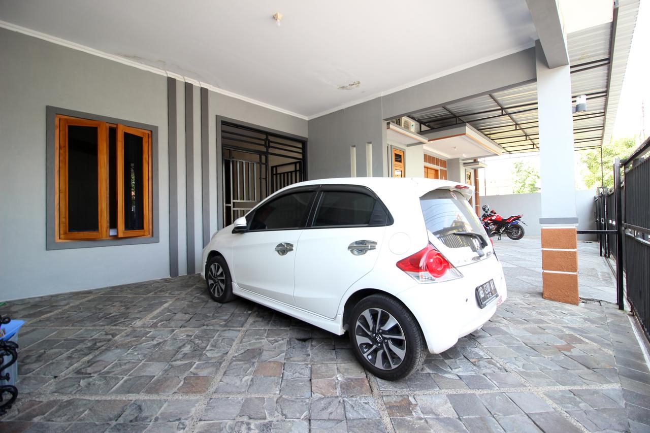 Reddoorz Plus Near Stie Ykpn 2 Maguwo 外观 照片